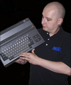 Raymond met Philips NMS8245 MSX2